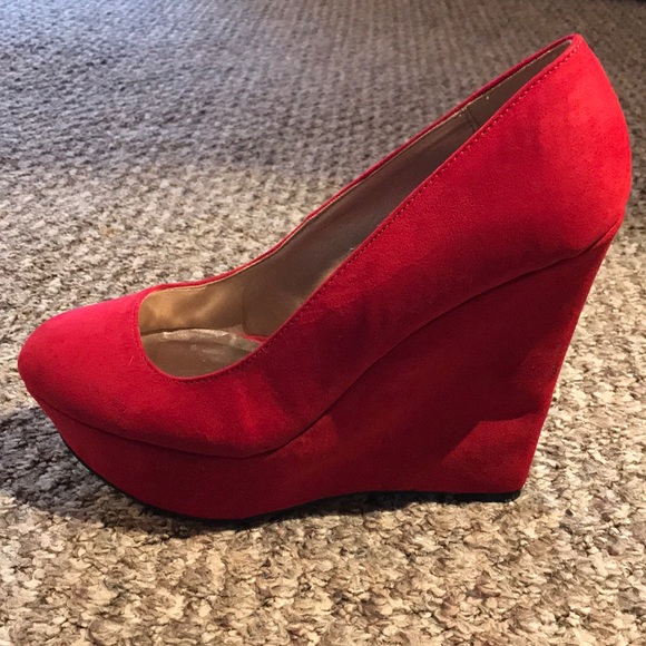 5 Inch Red Wedges Size 8 - Picture 5 of 8